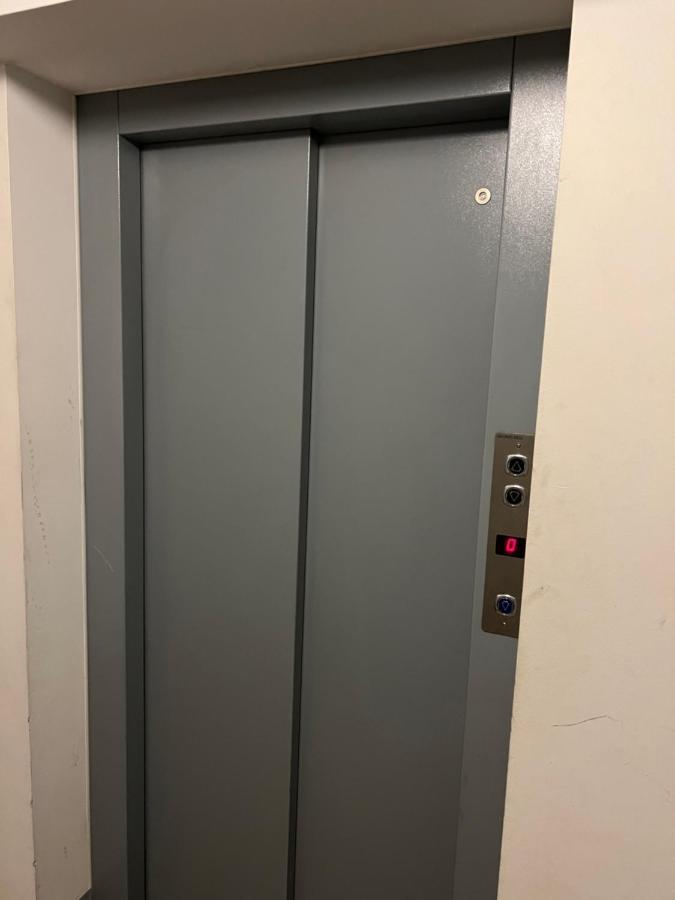 Apartment Near Metro & Netflix Wien Eksteriør billede