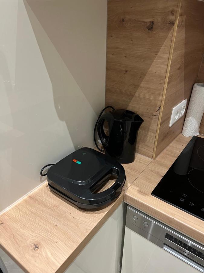Apartment Near Metro & Netflix Wien Eksteriør billede