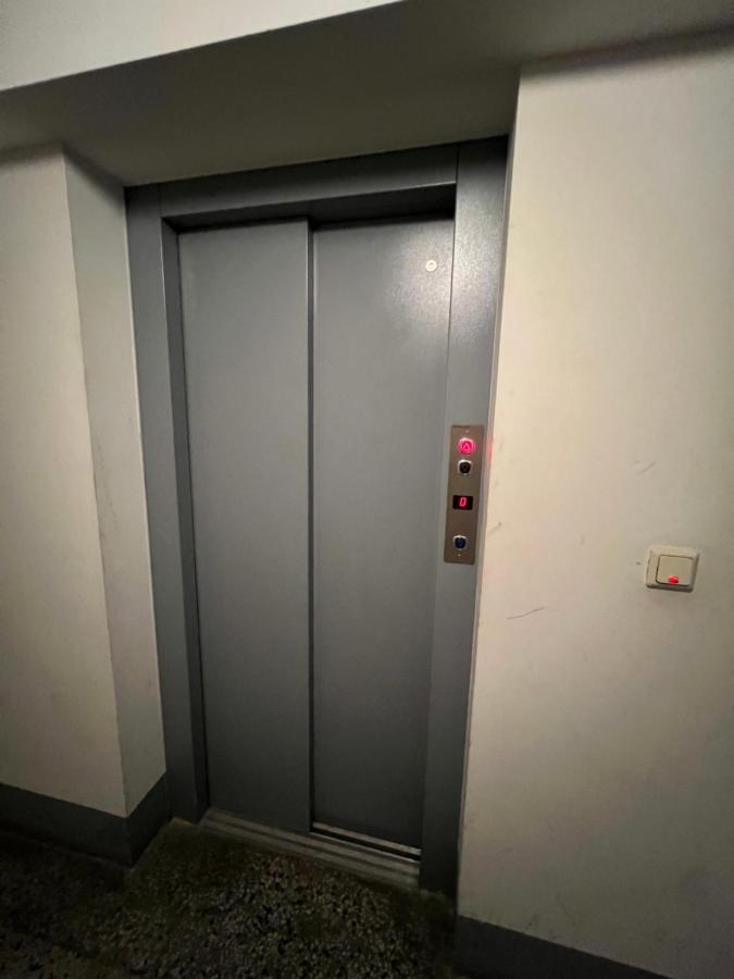 Apartment Near Metro & Netflix Wien Eksteriør billede